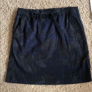 Gap elastic waist skirt